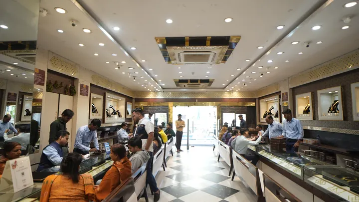 JKJ Jewellers Mansarovar showroom, photo 1